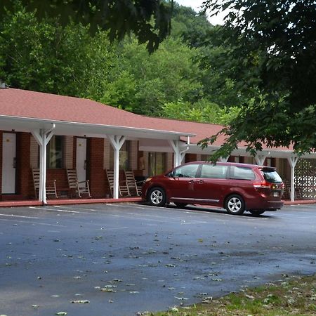 Travelowes Motel - Maggie Valley Dış mekan fotoğraf