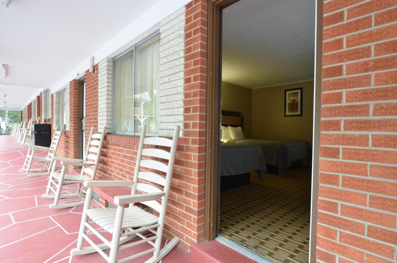 Travelowes Motel - Maggie Valley Dış mekan fotoğraf